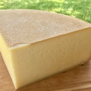 Brânză maturată natur